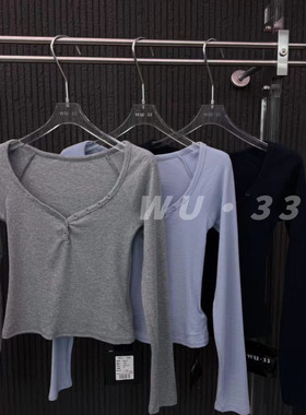 wu33辣妹上衣2025秋季新款性感纯欲显瘦大领口设计感v领T恤打底衫