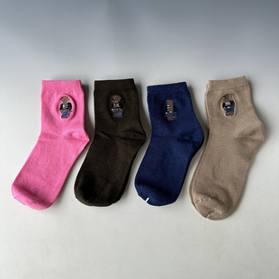 新品 饰女士外贸袜子 日系女袜中筒仿羊绒刺绣小熊学院风小众潮袜装