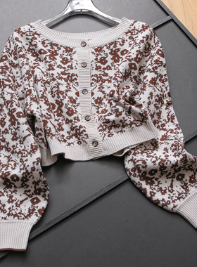 复古撞色碎花软糯圆领针织衫外套2025秋季新款长袖短款毛衣女B657