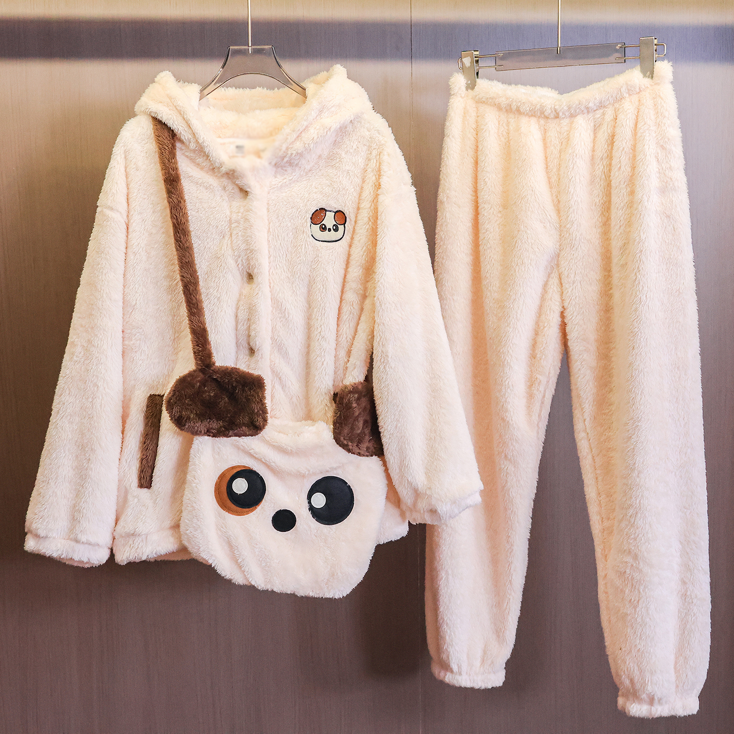 卡通熊猫珊瑚绒连帽家居服套装女