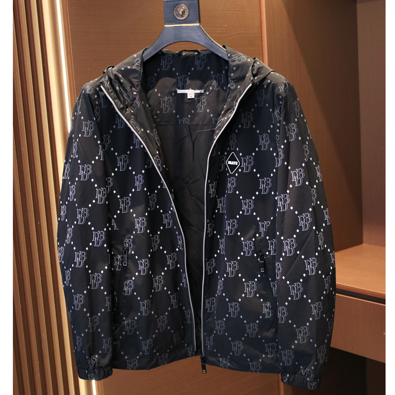 男装字母印花连帽拉链长袖外套