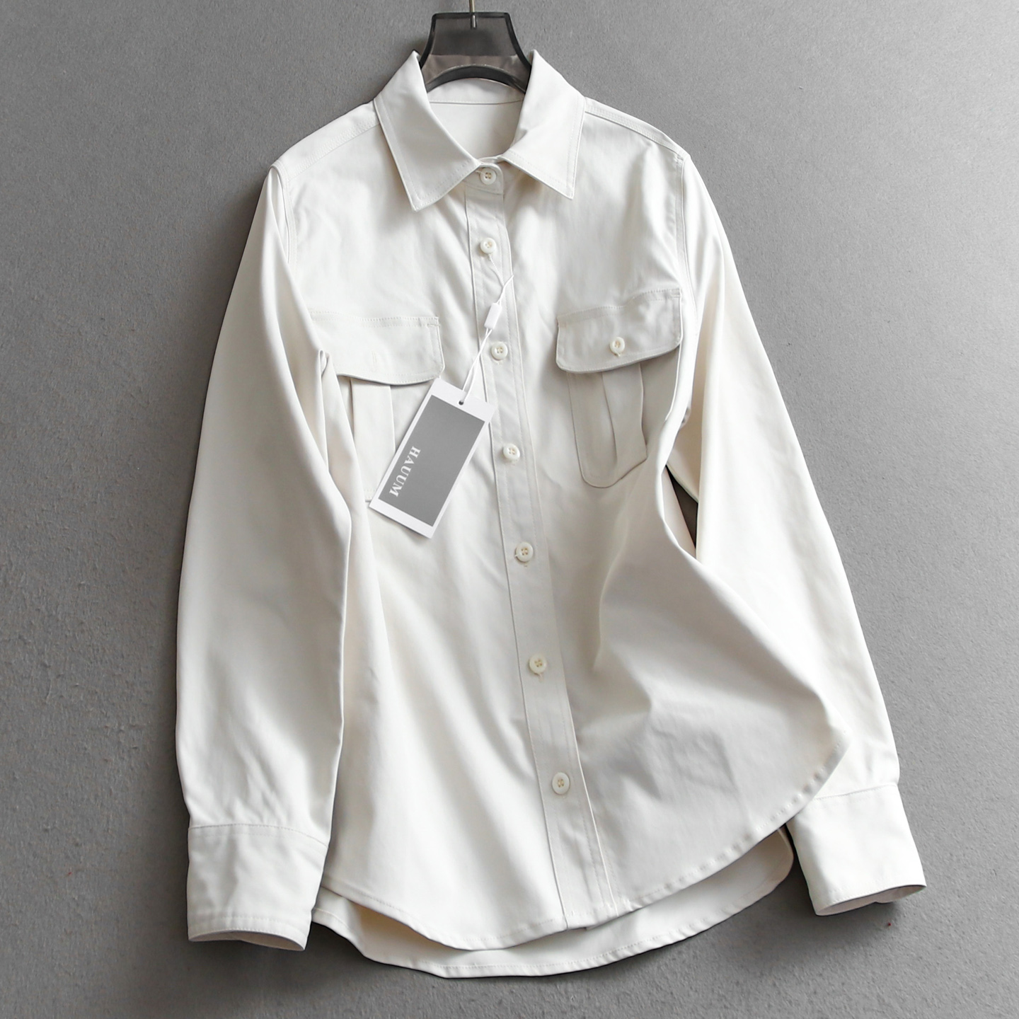 纯色对称口袋工装风翻领长袖衬衫