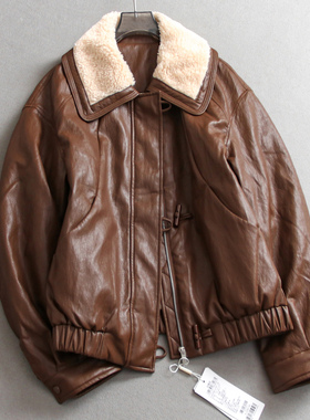 甄选大朵绒毛绒翻领牛角扣环保皮衣夹克外套加厚保暖女羽绒服M332