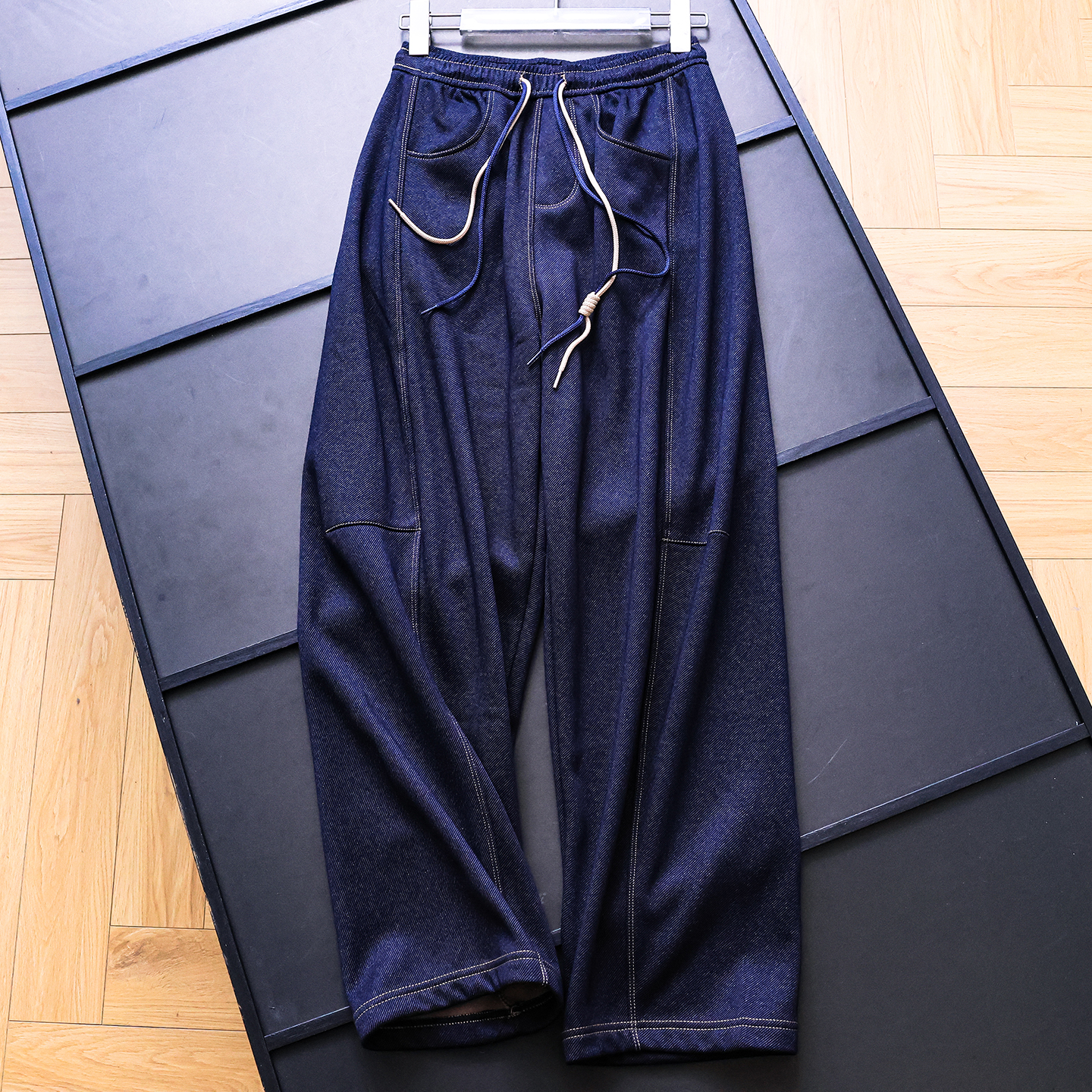 垂坠抽绳松紧腰宽松直筒裤休闲裤