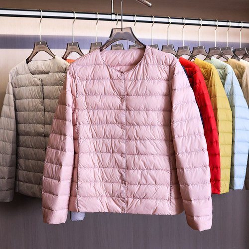 轻量无感保暖纯色圆领长袖羽绒服