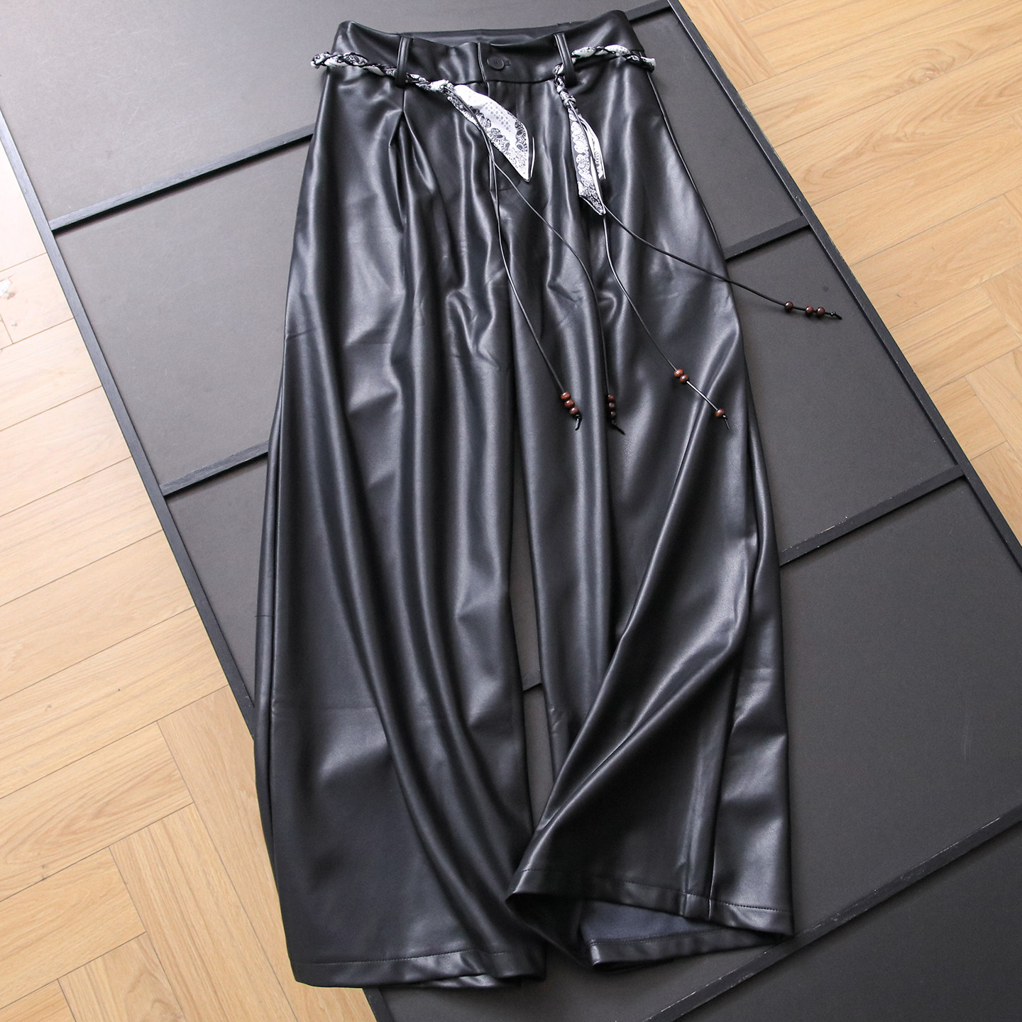 丝巾系带高腰显瘦宽松直筒裤皮裤