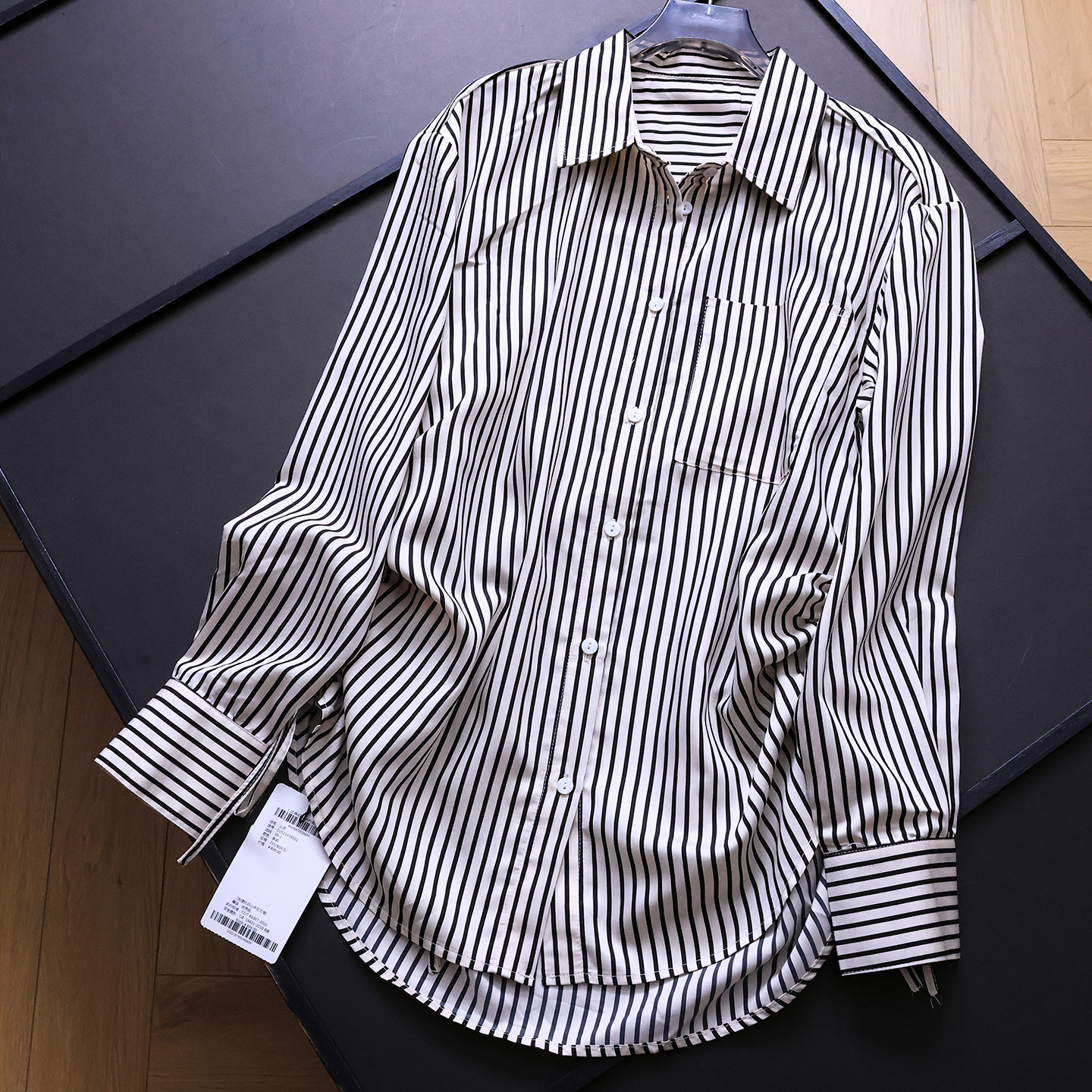 条纹侧边抽褶宽松显瘦翻领女衬衫