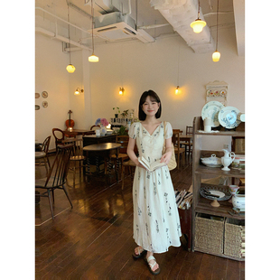 板栗西西【季风独白】夏季简约设计感小v领气质短袖连衣裙长裙