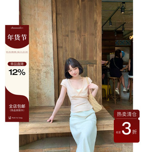 板栗西西【私服穿搭】气质深V领蕾丝花边收腰上衣女夏显瘦收腰T恤