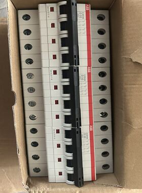 ABB微型断路器 S204M-D32