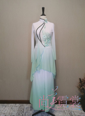 出租胶州秧歌飘逸中国风舞蹈服谷雨淡绿色渐变扇子舞演出服北京