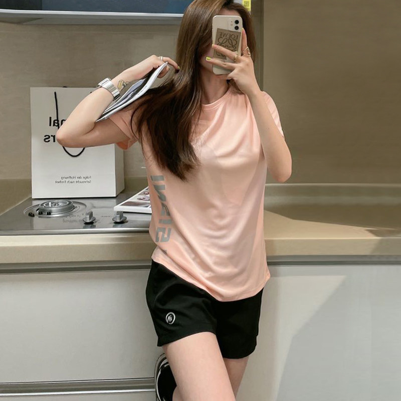 2026新款时尚减龄休闲运动套装女夏季冰丝速干小个子短袖短裤两件