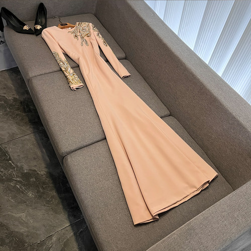 2026新款设计高级感礼服长裙重工钉珠镶钻长款连衣裙X708