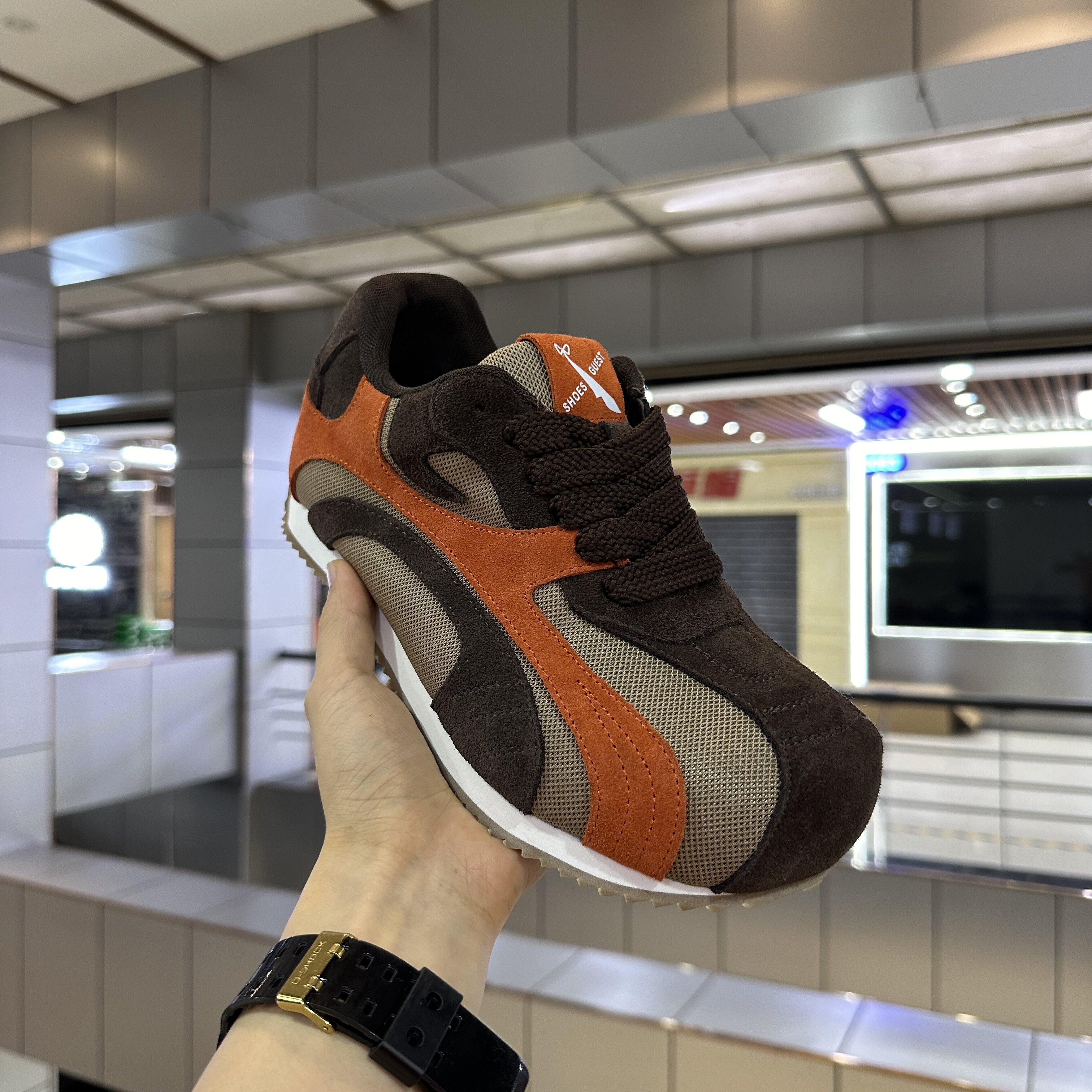 丑萌大头网红情侣复古板鞋图片