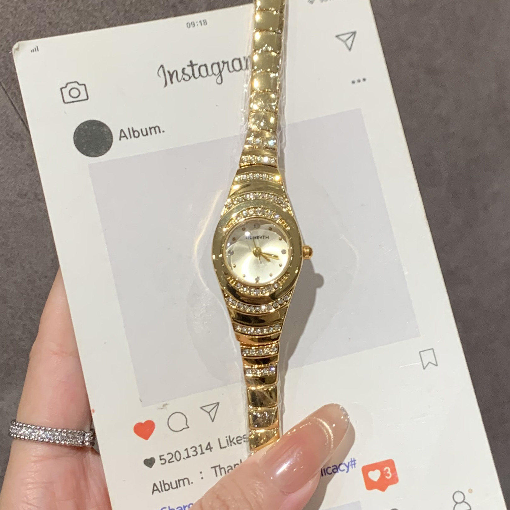 铁臂阿童木满钻小金表女士复古风手链手表高级感奢华腕表