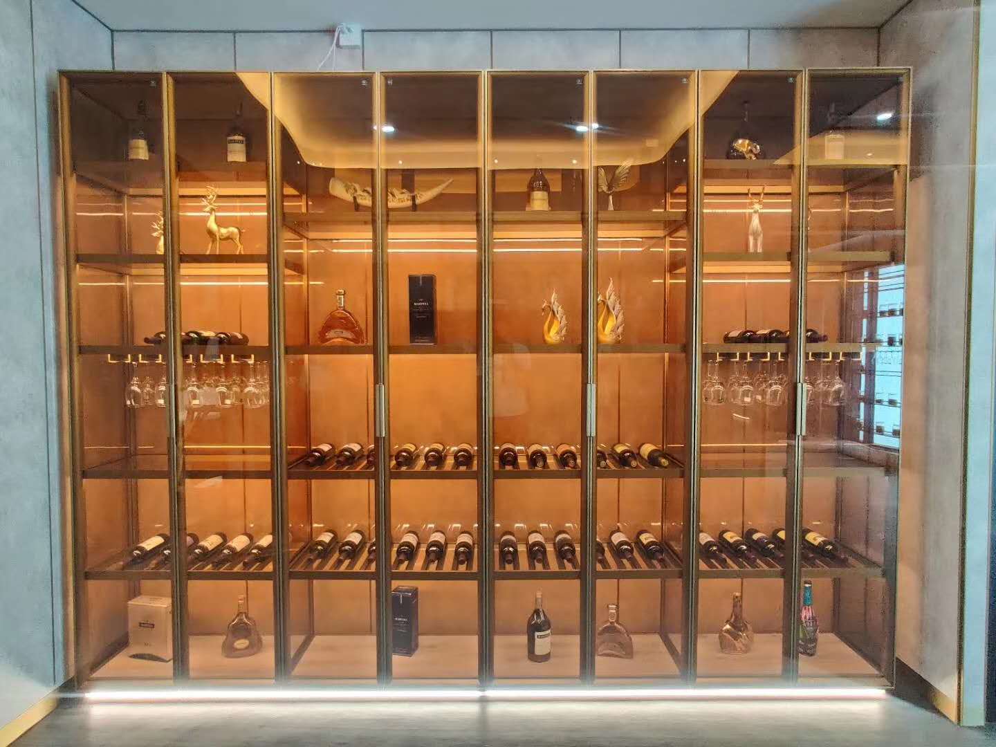 全屋轻奢定制衣柜威法20窄边框博洛尼vifa酒柜鞋柜书柜通体玻璃柜