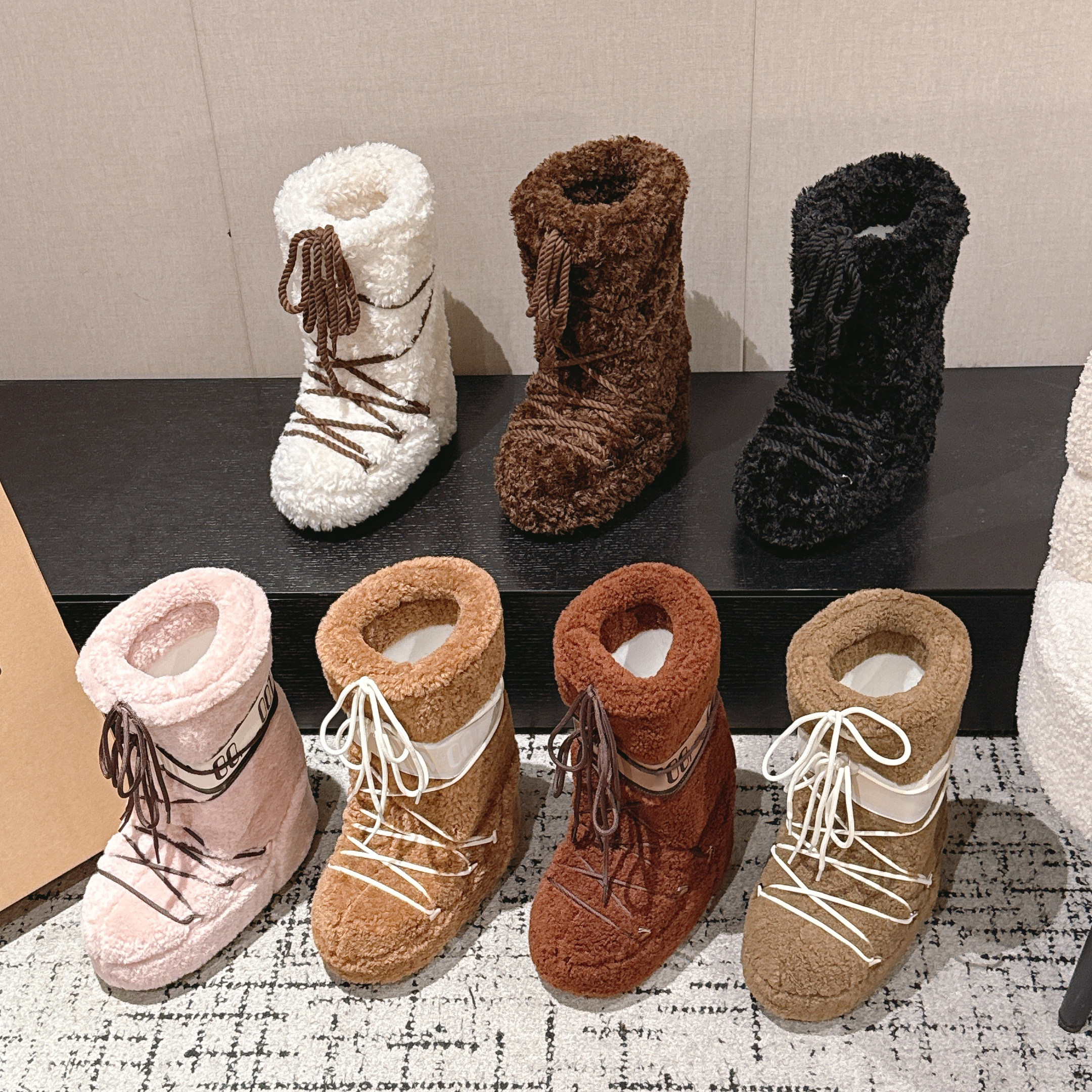 羊羔毛厚底加绒保暖月亮靴雪地靴女冬季圆头绑带防滑毛绒长筒棉靴