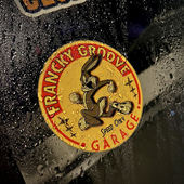 极速奔跑兔八哥静电车标贴纸SU7三角车窗玻璃影豹GTI毛豆3贴纸