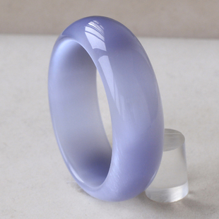 晶韵淡灰蓝色显肤色白灰猫眼水晶石手镯 效应亮光滑面中宽配玉镯