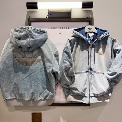 阿迪达斯26新款男子运动休闲夹棉保暖复古连帽夹克外套 KE0131