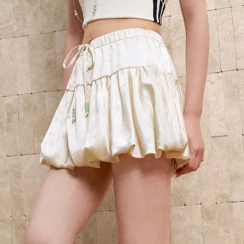阿迪达斯三叶草女裙夏新款新中式收腰缎面提花短裙花苞裙KY5749