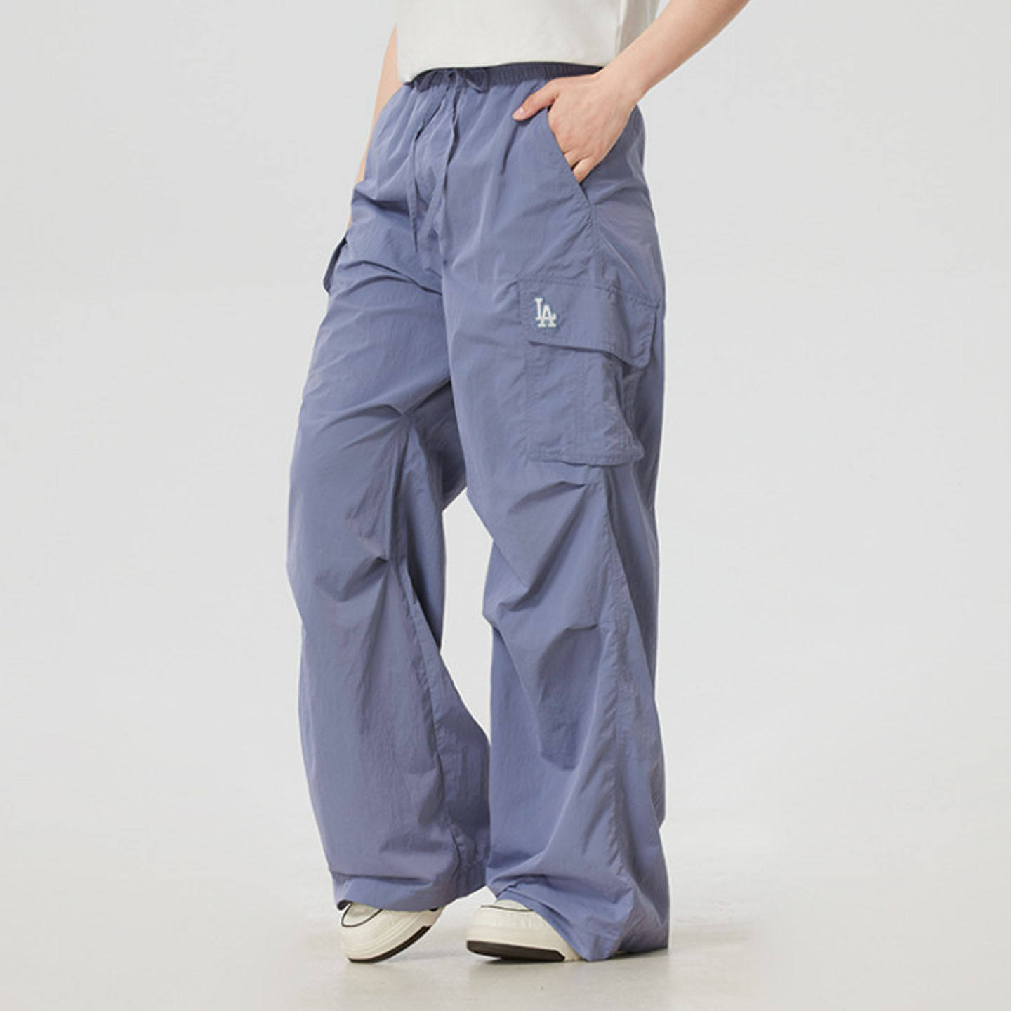 MLB女子26年春款运动休闲直筒宽松阔腿工装梭织长裤3FWPB0663