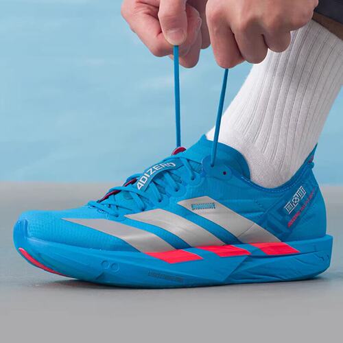 阿迪达斯adidas男女鞋冬款ADIZERO TAKUMI运动训练跑步鞋 JR4794