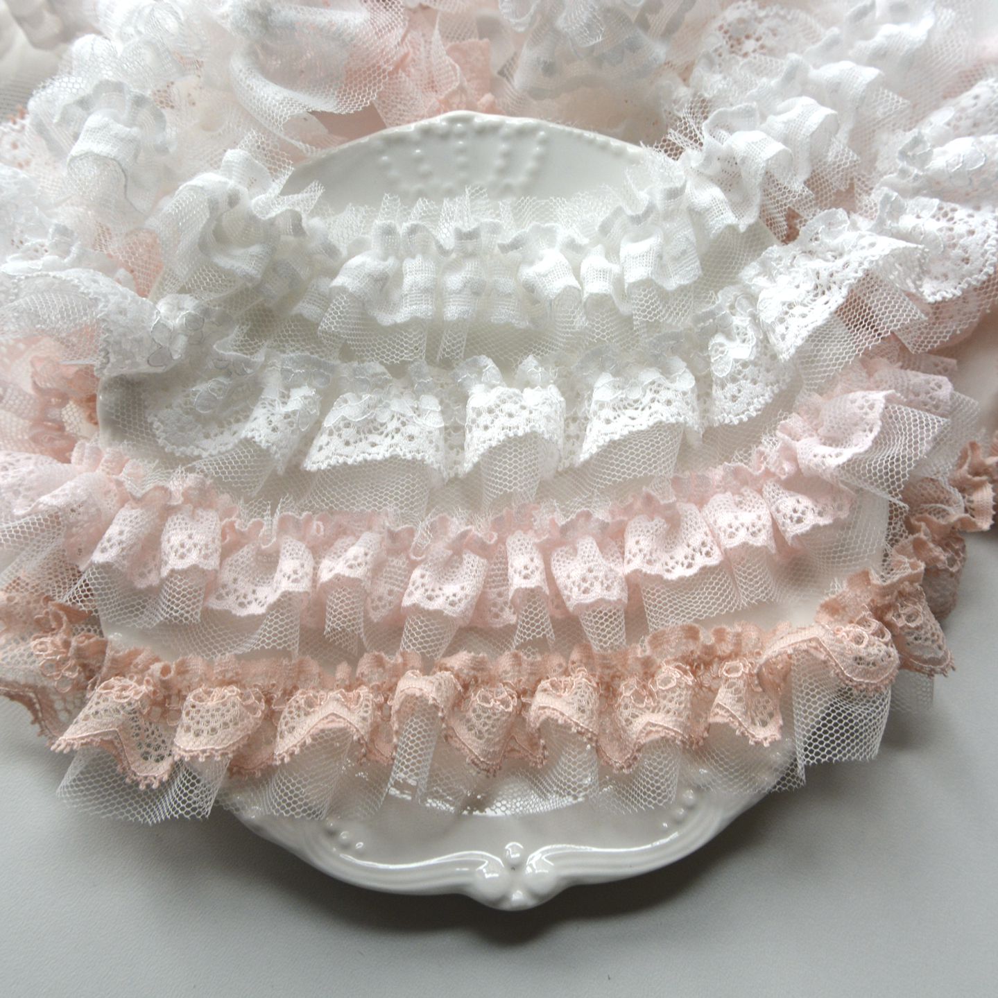 双层抽皱缩褶荷叶木耳蕾丝花边娃衣大肠圈洋时装袖口宠物卡套发饰