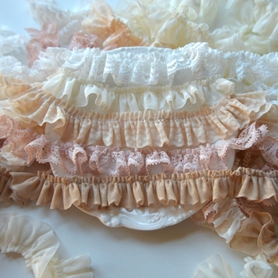 2白蓝粉绿抽皱缩褶荷叶木耳蕾丝花边娃衣大肠圈洋时装袖口抱枕diy