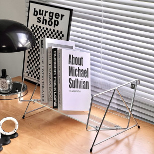 包豪斯中古杂志架铁艺银色透明玻璃书本收纳架网红博主桌面摆拍架