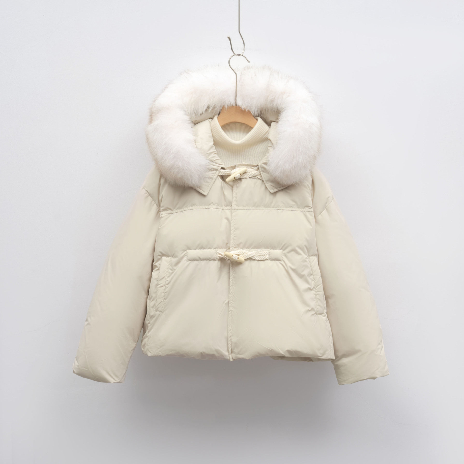 平湖驰新羽绒服连帽加厚狐狸毛羽绒服女大毛领冬季时尚防寒保暖