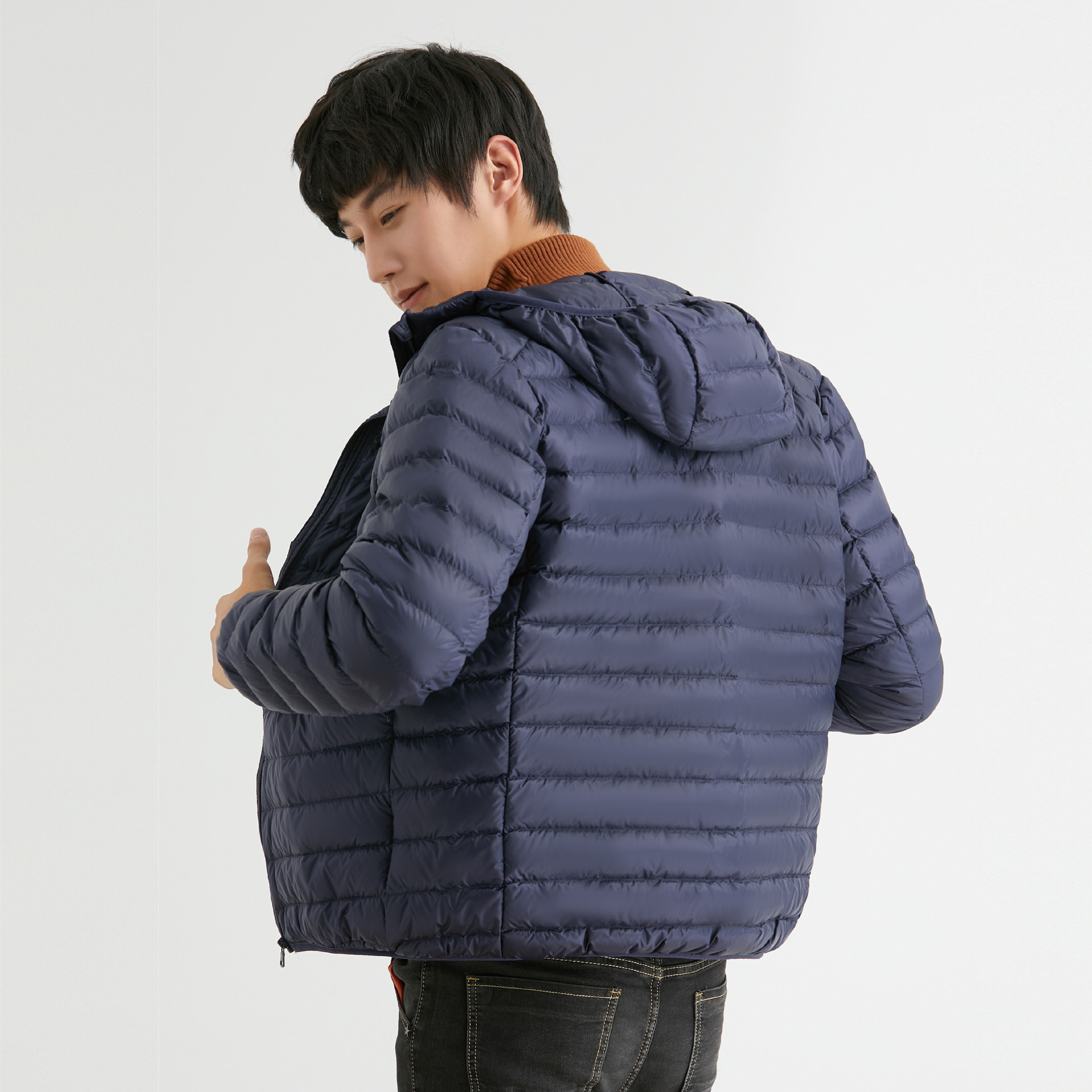 寒冬思羽男式90绒纯色轻薄款羽绒服男连帽带帽冬装外套加大码男装