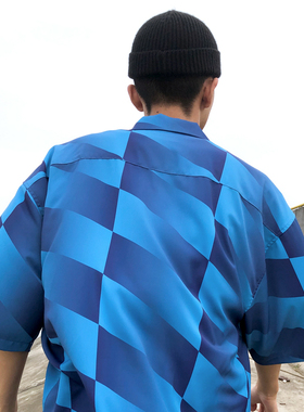 THRILLSCREW21SS斜方块渐变印花蓝色小标光泽垂感古巴领短袖衬衫