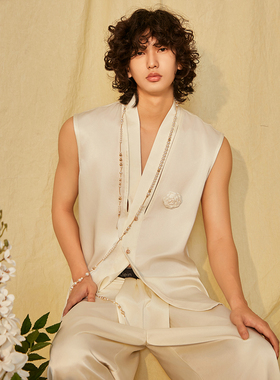 ADD STUDIO 24 S/S 山茶花缎面V领无袖衬衫