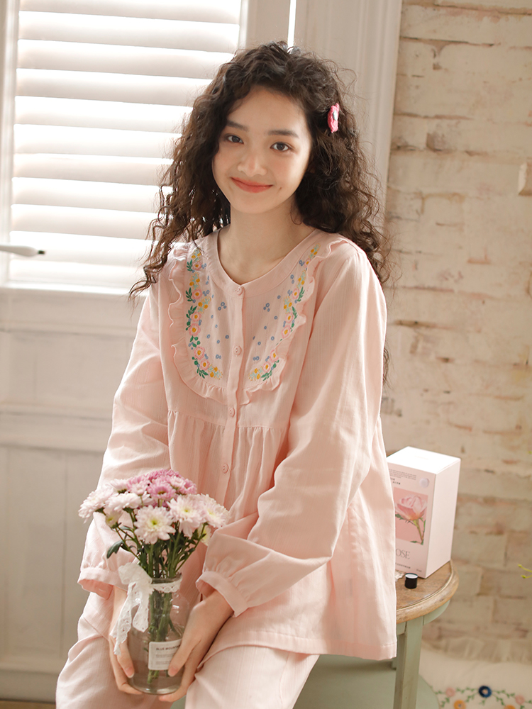 刺绣纯棉纱布蔓秋女士长袖睡衣