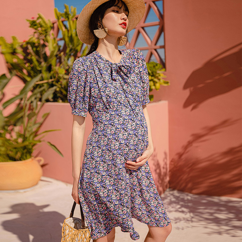 BELLYWEAR孕妇夏装连衣裙2026新款辣妈潮流法式系带中长款印花裙