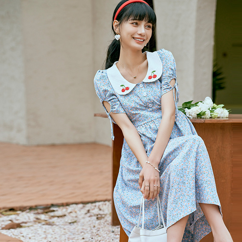 BELLYWEAR孕妇夏季连衣裙2026新款时尚减龄红樱桃法式外出哺乳裙