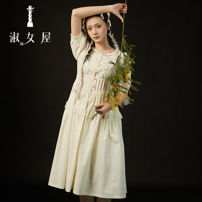 淑女屋2025新品白桦林公主连衣裙方领五分袖绣花蕾丝棉修身长裙