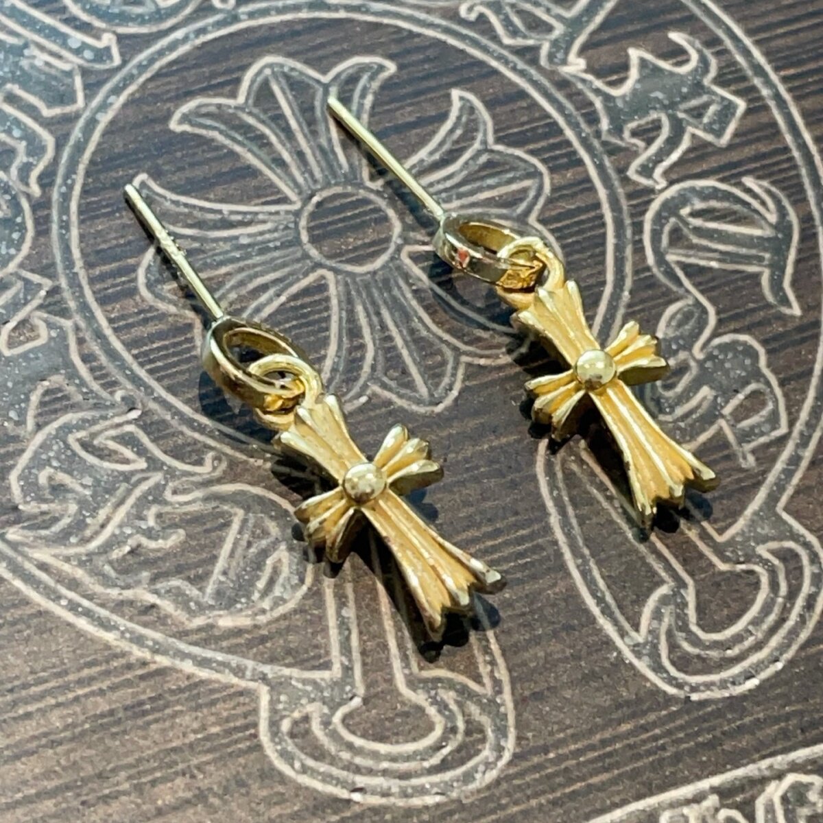 羊羊家925纯银欧美十字架镶钻耳饰朋克简约复古时尚男女同款耳钉