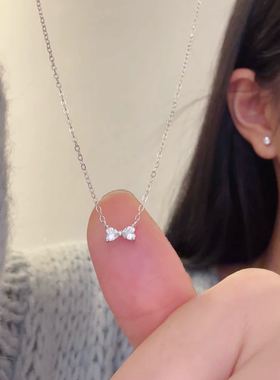 s925纯银蝴蝶结极简爱心钻项链