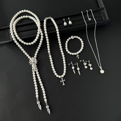 克罗家珍珠十字架吊坠项链耳钉女