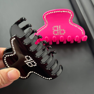 中长发经典 潮流发饰 简约水钻夹子欧美醋酸板材抓夹字母BB镶钻时尚