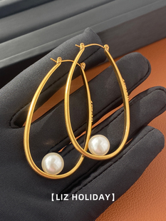 字母枪金复古水滴珍珠夸张大高级耳圈显脸小显瘦女士耳环2023新款