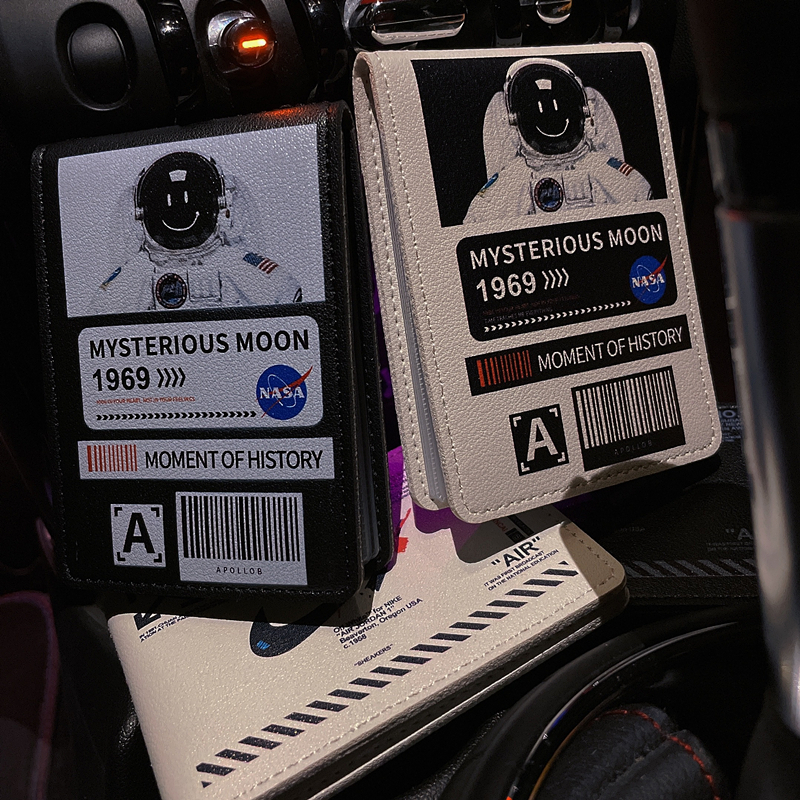 宇航员驾驶证套驾驶证皮套个性机动车行驶证薄款卡套驾照夹男女