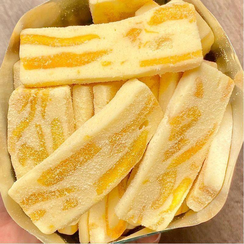 芒果奶恋草莓干之恋奶香浓香软水果棉花糖网红零食牛轧软糖奶糕