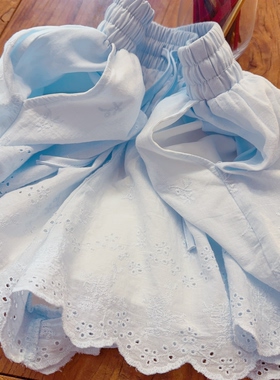 s码 有内衬 抽绳松紧腰 温柔浅蓝色 刺绣提花面料休闲裙裤 小短裤