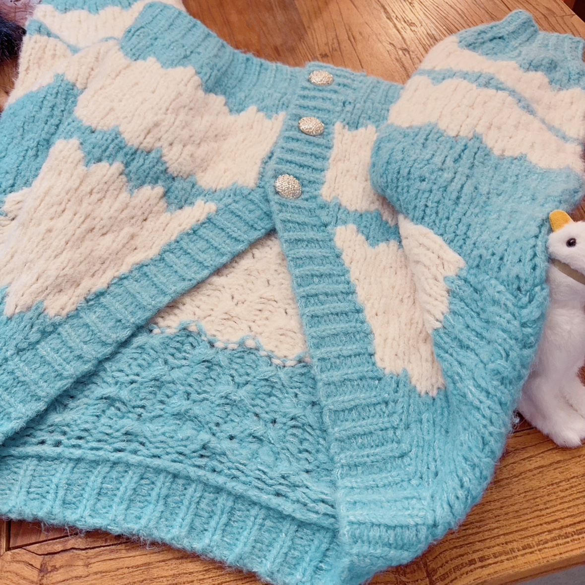 宽松毛衣厚针织毛线开衫外套