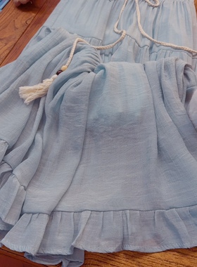 rom2高品质 大裙摆 有内衬 垂坠浅蓝色 森女荷叶边 松紧腰半身裙