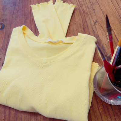 木耳边打底长袖修身短T恤