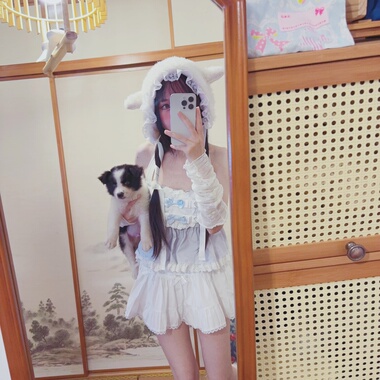 rom2爱心蝴蝶结 可爱云朵浅蓝色 多巴胺穿搭 挂脖吊带背心娃娃衫